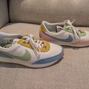 Nike Pastel Colorway Sneakers